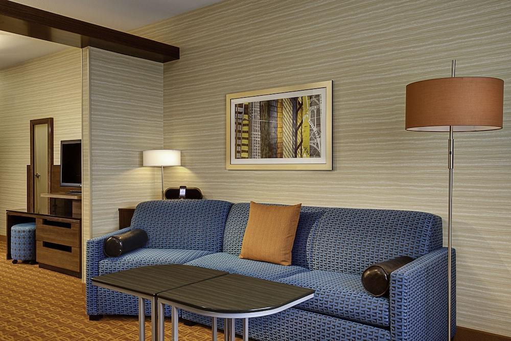 Fairfield Inn & Suites By Marriott Buffalo Amherst/University Bagian luar foto