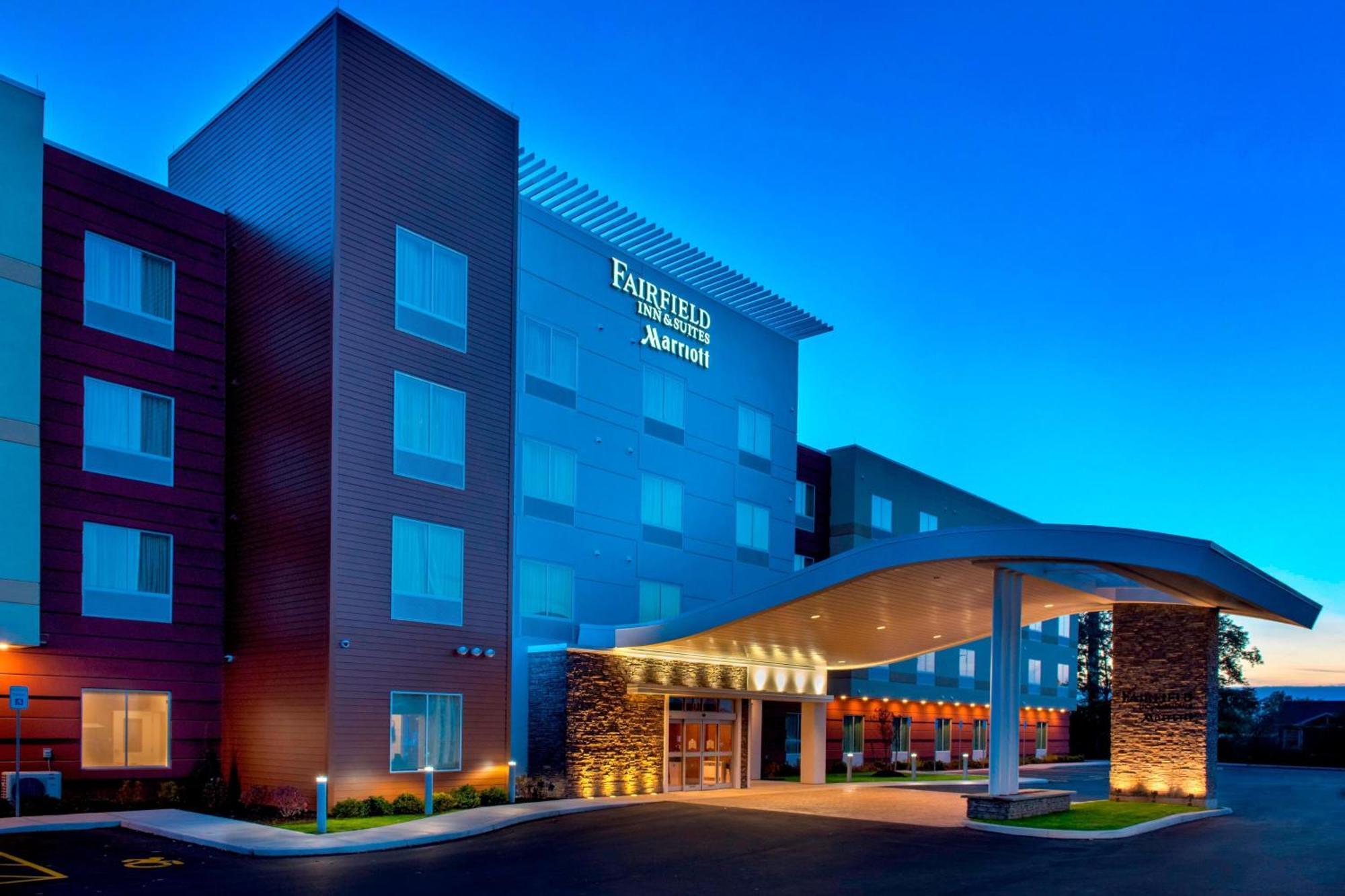 Fairfield Inn & Suites By Marriott Buffalo Amherst/University Bagian luar foto